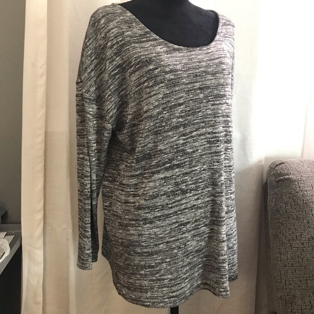 Summer scoop neck sweater